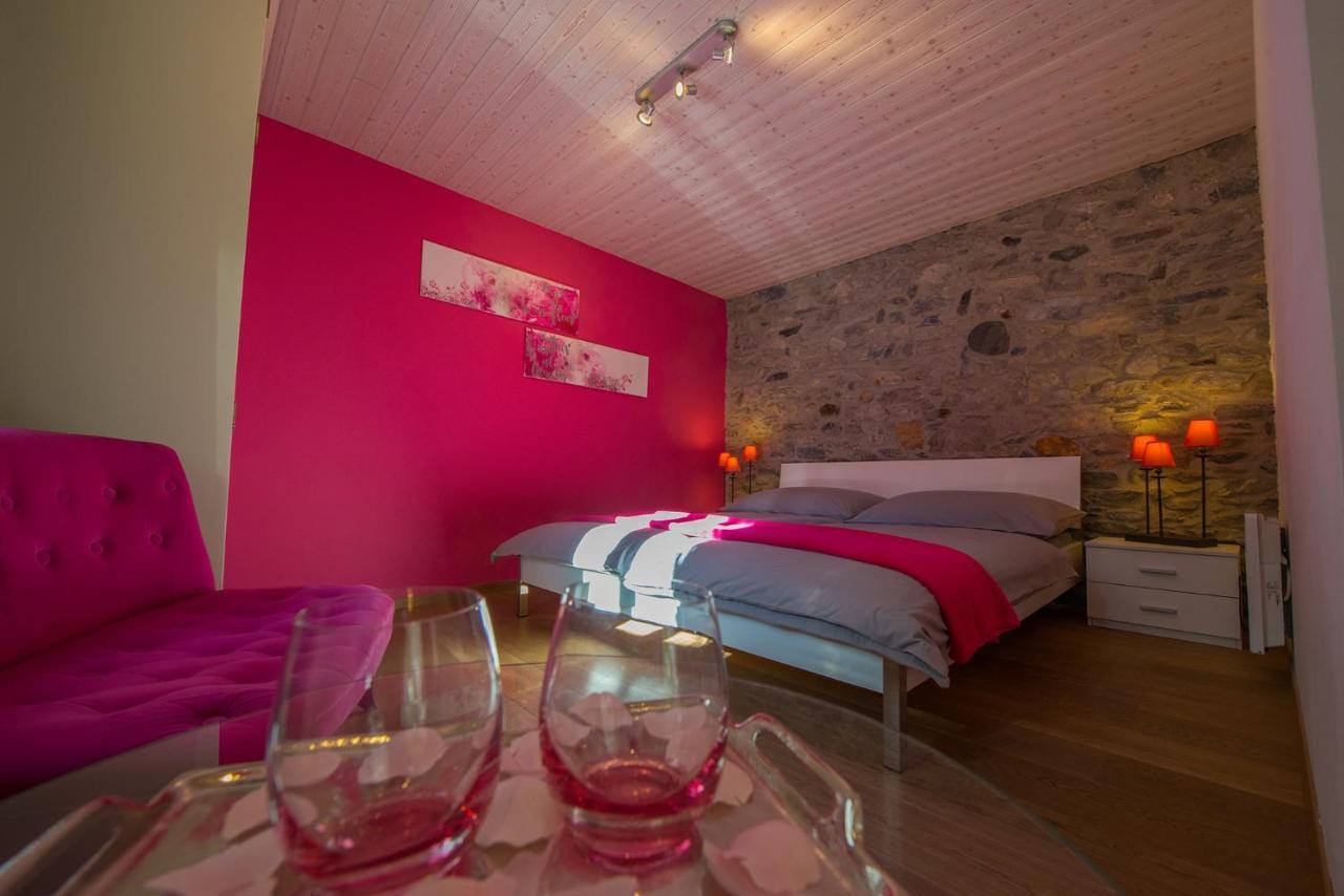 Hotel Chez Constance Saillon Exterior foto